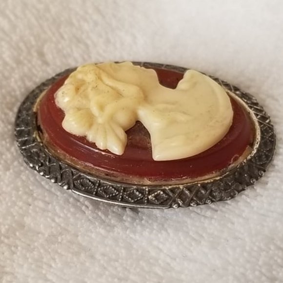 Antique 1920's Sterling Silver Cameo Pin Brooch - Picture 5 of 9